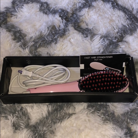 Fast Brush Hair Straightener - Picture 2 of 4